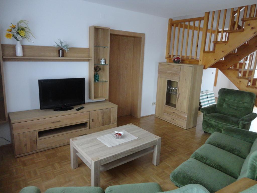 Panoramablickhotel - Lakeview Apartments אננהיים חדר תמונה