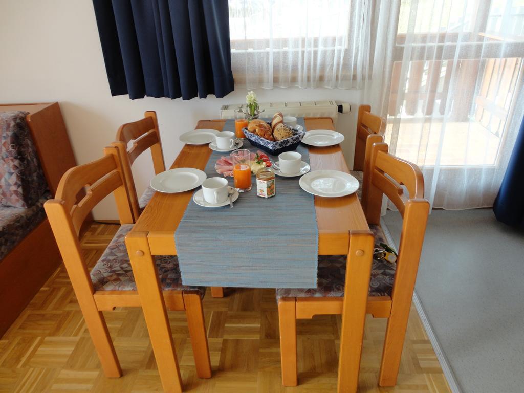 Panoramablickhotel - Lakeview Apartments אננהיים חדר תמונה