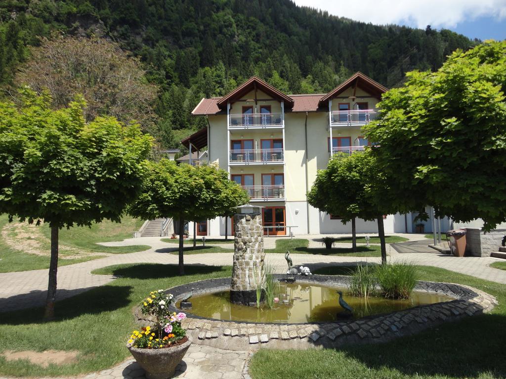 Panoramablickhotel - Lakeview Apartments אננהיים מראה חיצוני תמונה